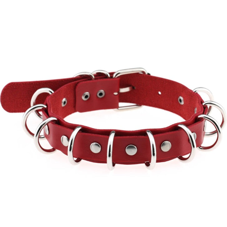 Collar doble de cuero estilo punk exagerado con múltiples aros metálicos