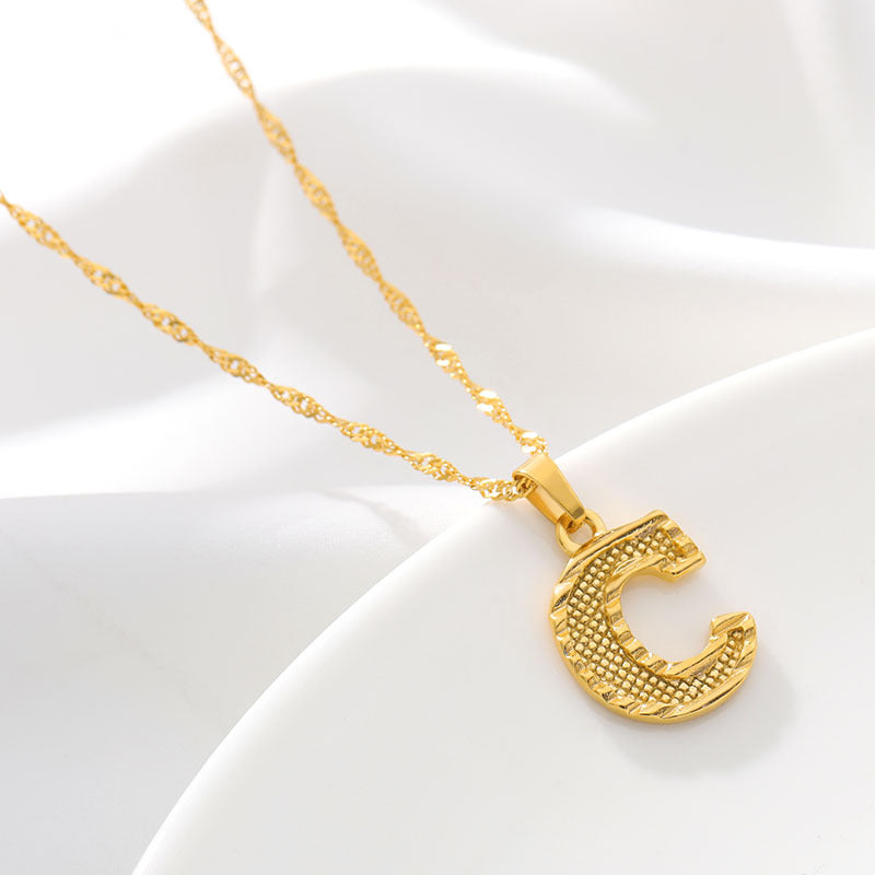 Halsketten mit goldenem Initialen-Alphabet-Namen