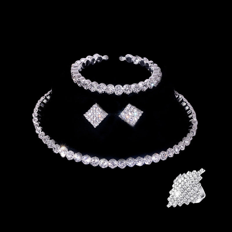 Mode Halskette Ohrringe Armband Set