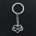Llavero con forma de corazón ahuecado en forma de ocho para hombre y mujer