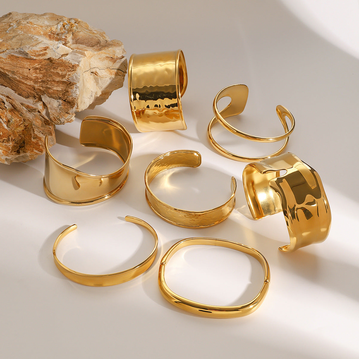 European And American Stainless Steel Exaggerated Gold Bracelet