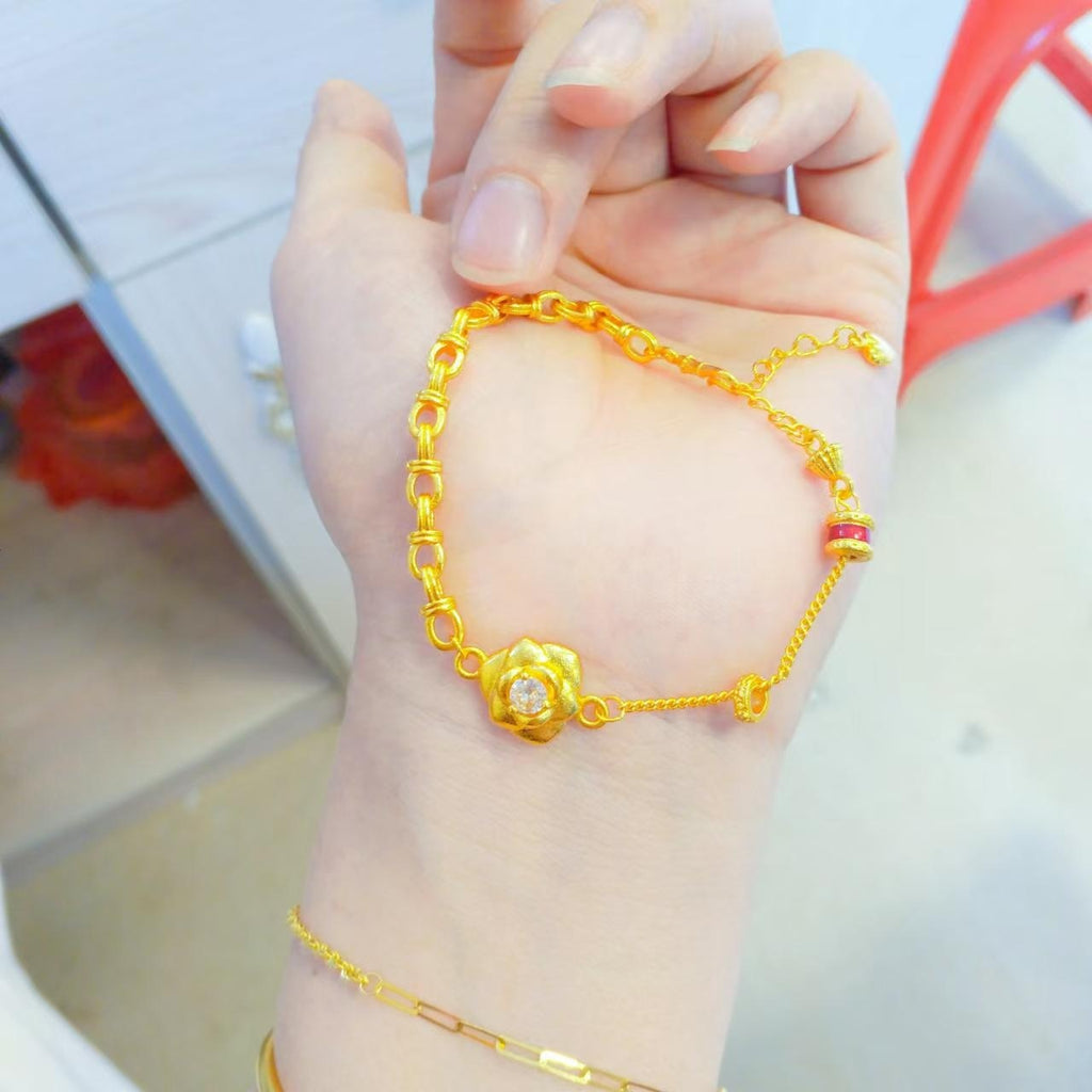 Golden Rose Wrapped Bracelet Spot Drill Flexible Ring Hammer Pattern