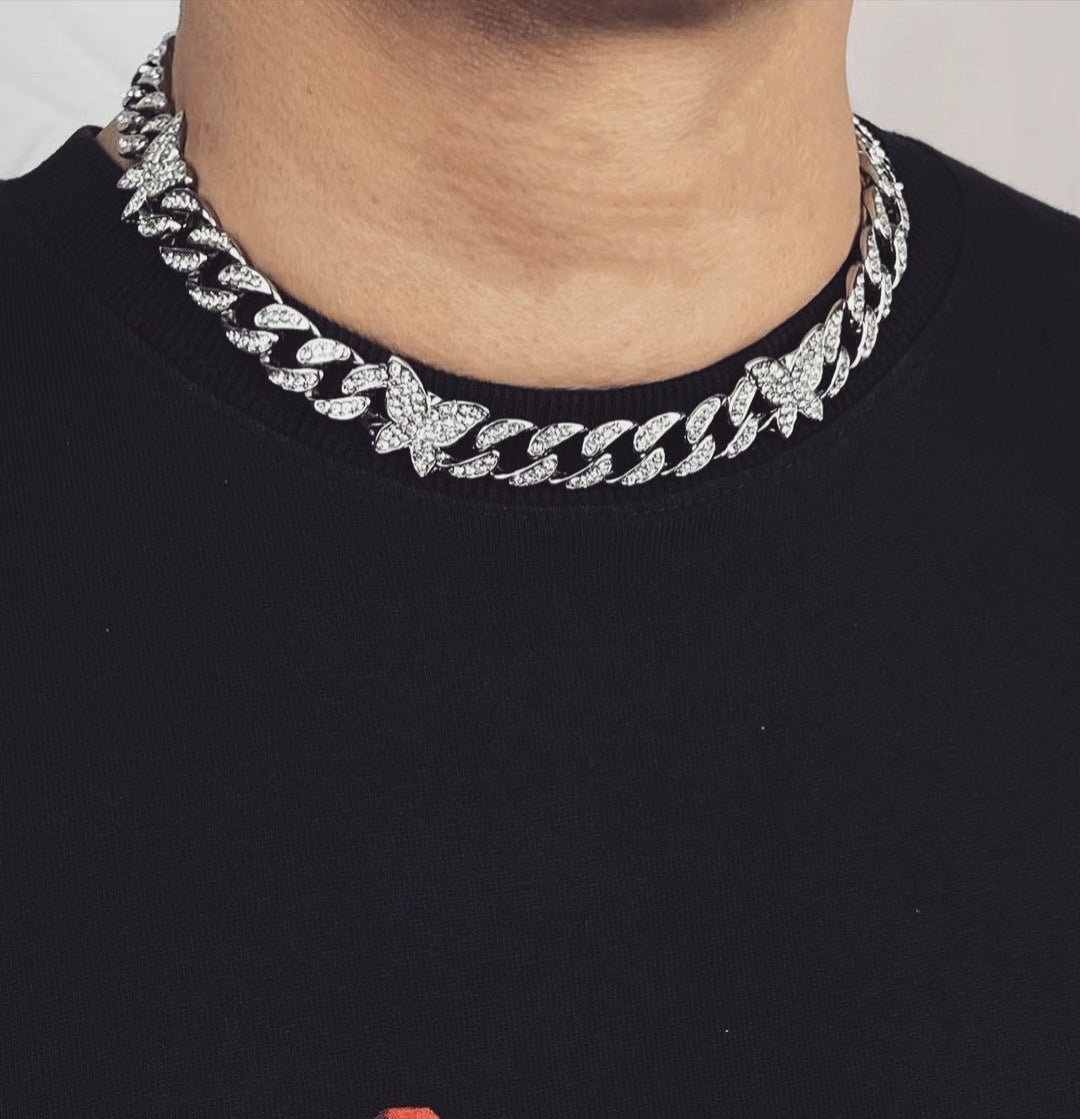 Collar de cadena de clavícula cubana con mariposa  Moda