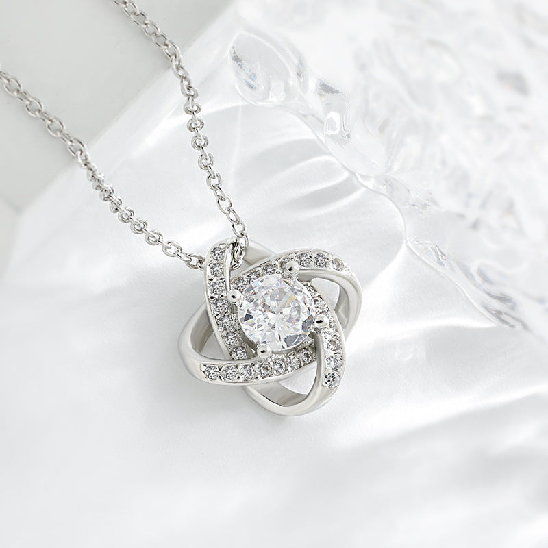 Heart Of Eternity Anhänger Schlüsselbeinkette