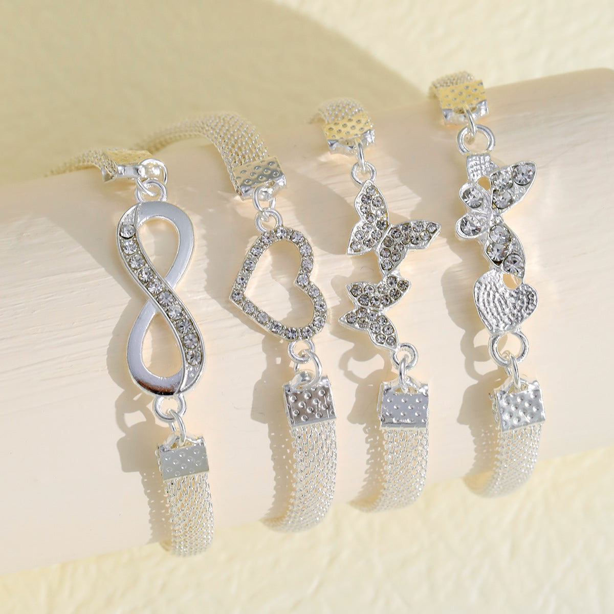 Tobillera de aleación retro creativa con diamantes infinitos de 8 palabras