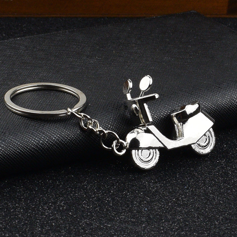 Llavero de Moto de Imitación de Metal Creativo