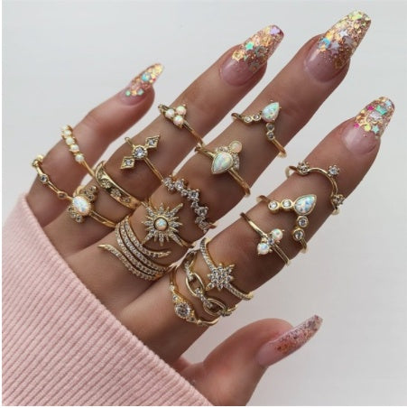 Diamantbesetzter Ring