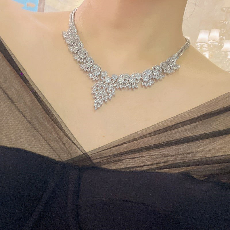 Zirkon-Anhänger-Halskette Bankett Schmuck Accessoires