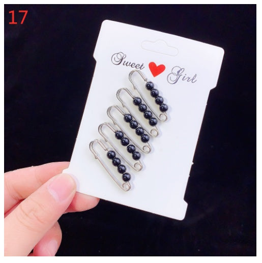Broche, imperdible, peto, abertura en la cintura, broche de perlas, ropa fija