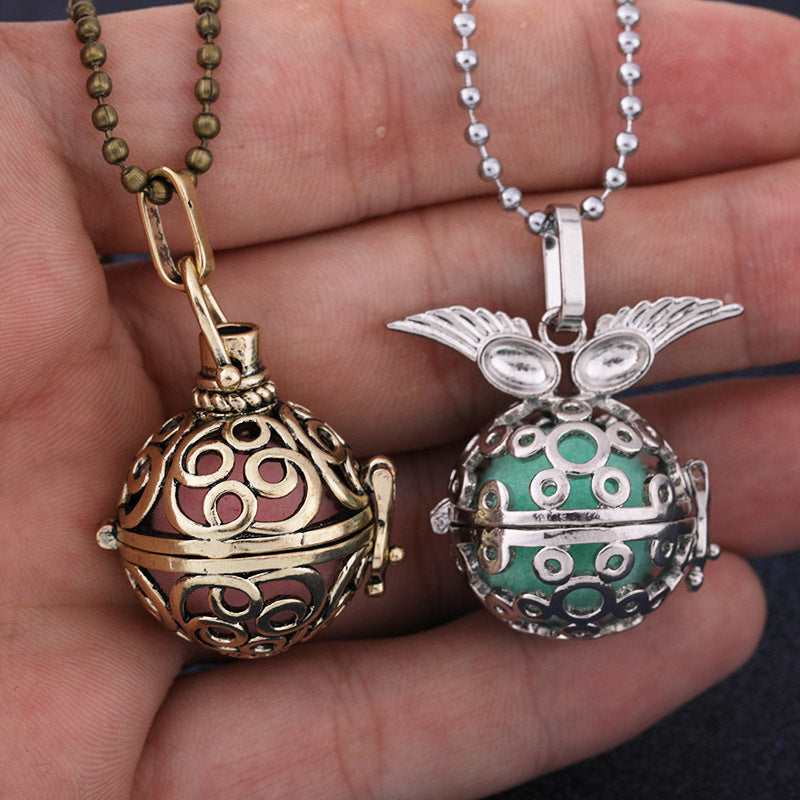 Collar hueco de aromaterapia con jaula de circonita, difusor de aceites esenciales, caja de perfume, accesorios antiguos para ropa tradicional Han