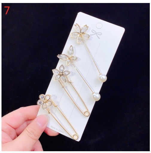 Broche, imperdible, peto, abertura en la cintura, broche de perlas, ropa fija