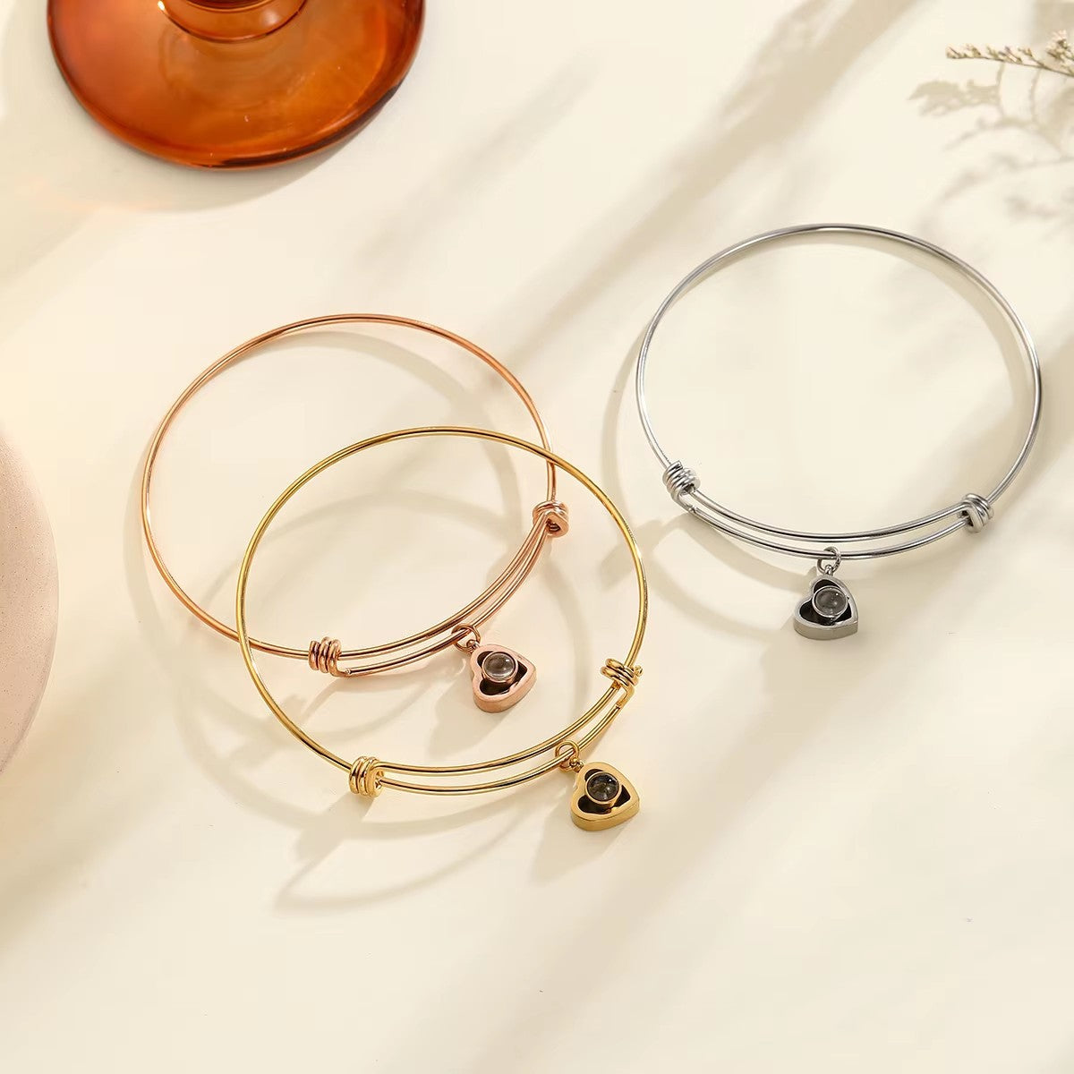 Love Heart Shaped Projection Bracelet