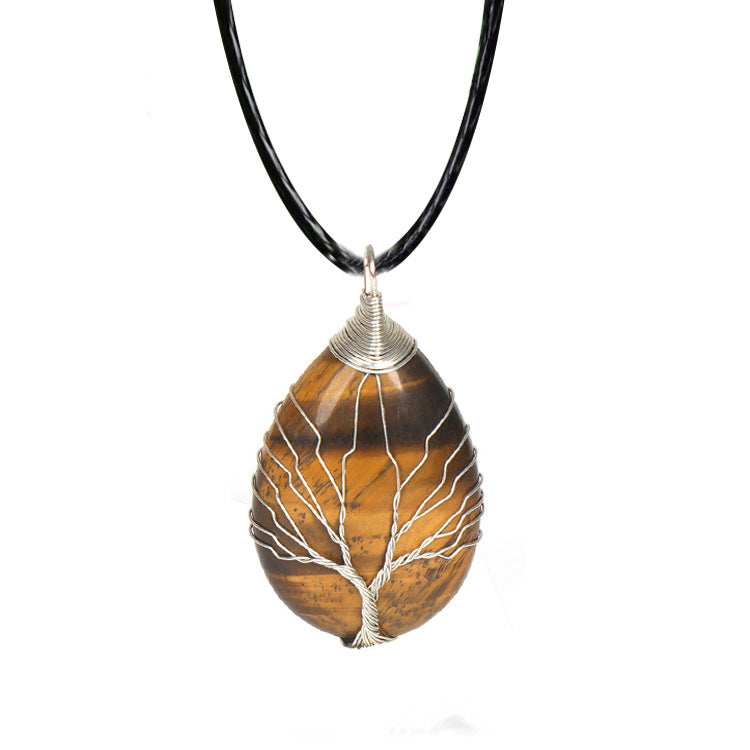 Collar de colgante de cristal tosco hecho a mano