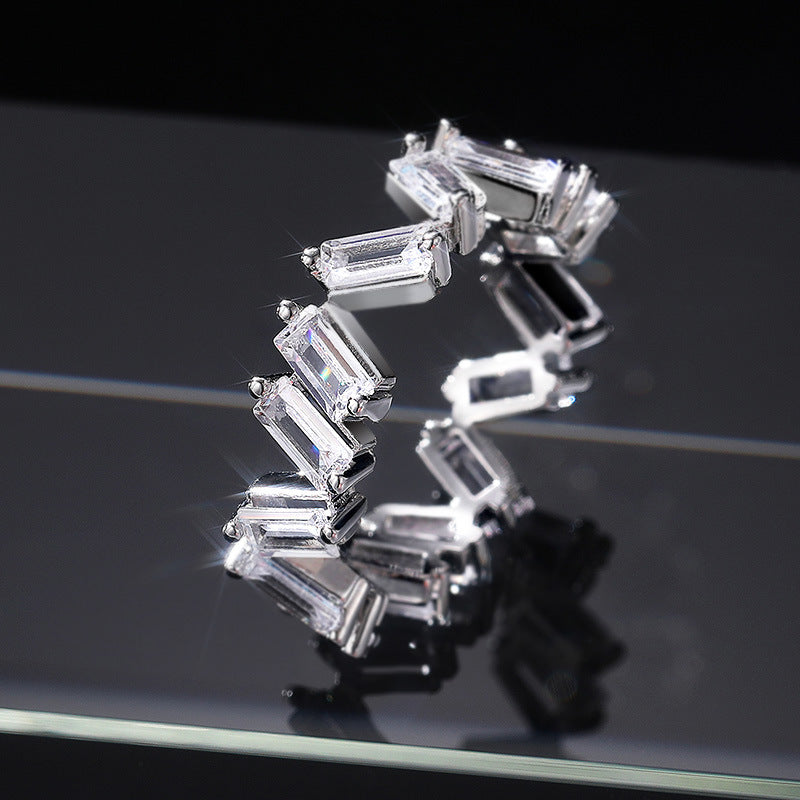 Vollbesetzter Diamantring Schmuck Geburtstagsgeschenk Party-Schmuck