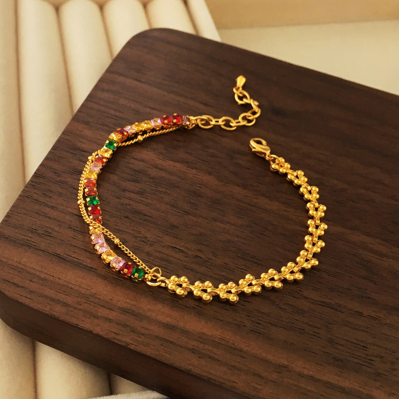 Pulsera multicapa de estilo retro con baño de cobre y oro y diseño de retales