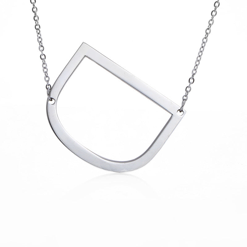 Fabuloso collar con colgante de letra inicial de acero inoxidable chapado en oro rosa