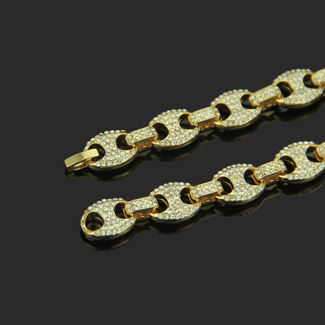 Cadena de oro grande