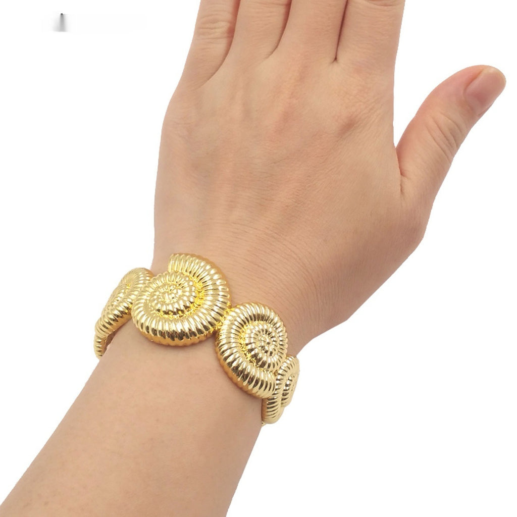 Novel And Unique Snail Shell Shape 18K Gold Plated Brass Silver Open-ended Bracelet