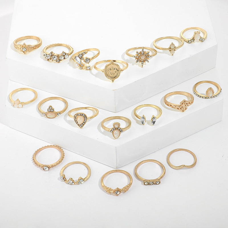 Retro hohler Stern tropfenförmiger Ring Set Kombination 19 Sets