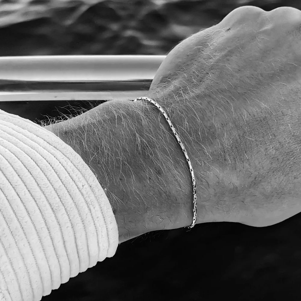 Pulsera de acero de titanio para hombre Diseño minimalista