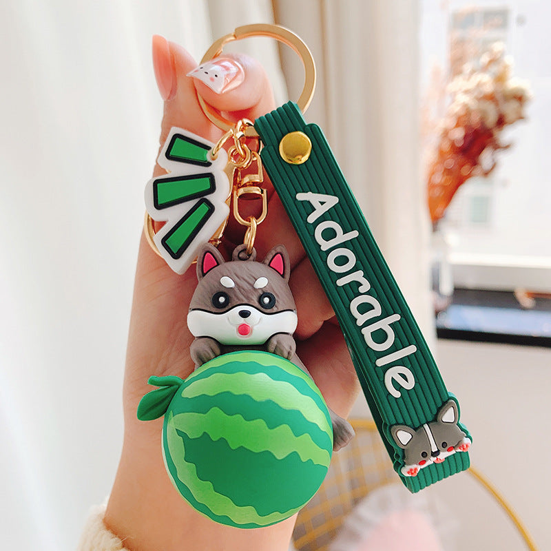 Llavero de dibujos animados de Shiba Inu con fruta linda