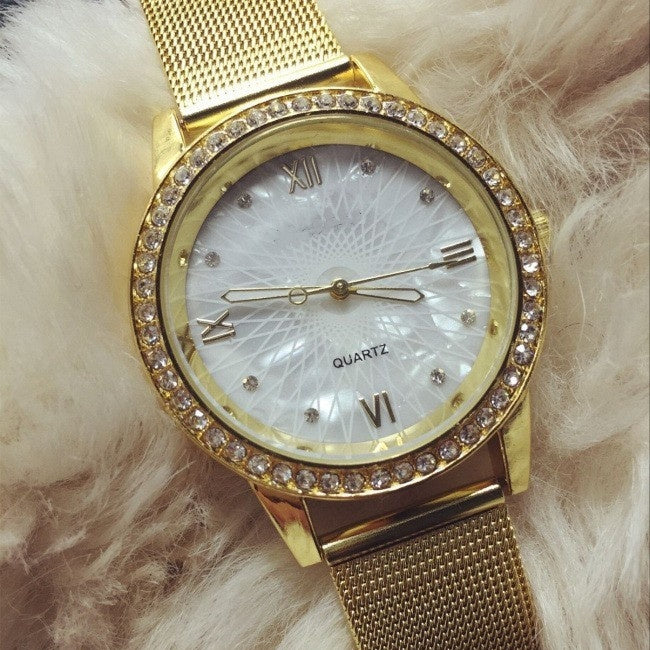 Golden Mesh Belt Men's And Women's Alloy Electronic Watch