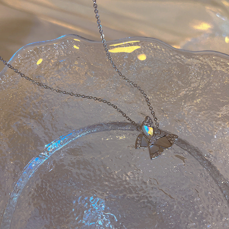 Zircon Butterfly Necklace Simple All-match Necklace Fashion Temperament Clavicle Chain