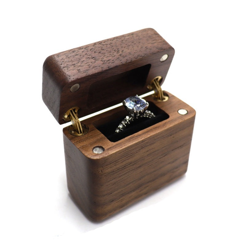 Walnuss-Ringbox Magnetfeuerzeug Ohrstecker Damen Mini Reiseaufbewahrung Schmuck