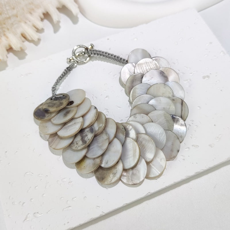 Hand-woven Round Shell Scale Shell Bracelet