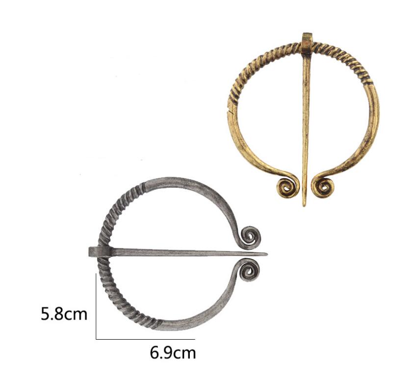 Explosiones europeas y americanas Broche vikingo Insignia de mezclilla europea y americana Hebilla de cinturón Collar vikingo Accesorios para bolsos Broche de aleación