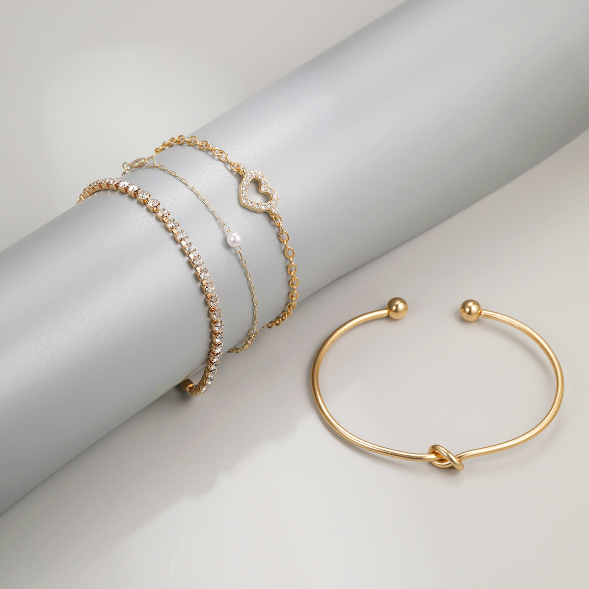 Creative Full Diamond Hollow Heart Bracelet Suit