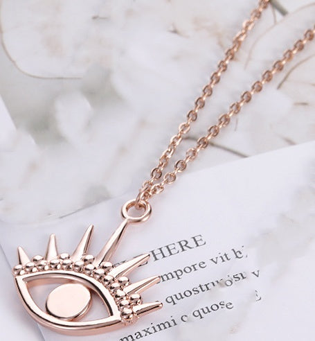 Collar de cobre con colgante de ojo de ángel