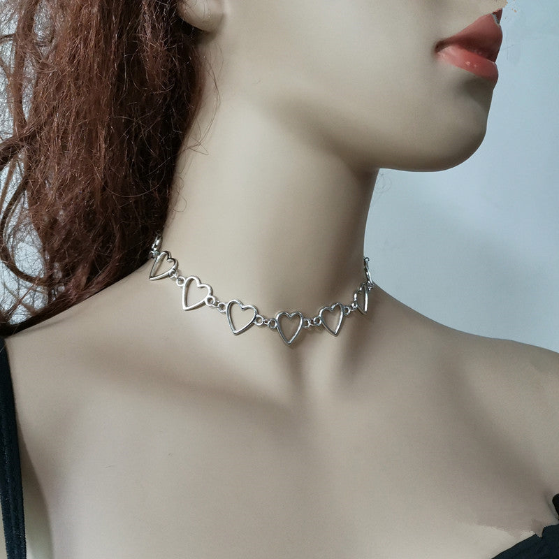 Hohle koreanische süße Liebesherz-Halskette, Statement-Freundin-Geschenk, niedliche zweifarbige Halskette, Schmuck