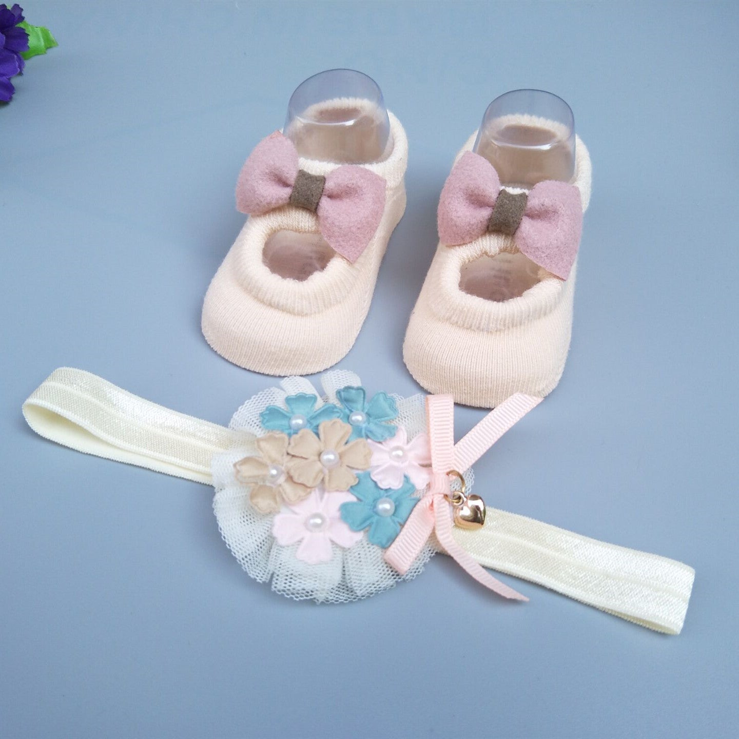 Caja de regalo de calcetines y diadema para bebé niña