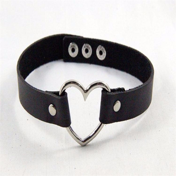 Punk leather necklace