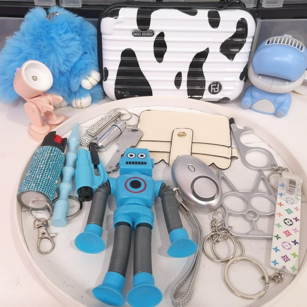 16 PCS Customized Kid Keychain Set