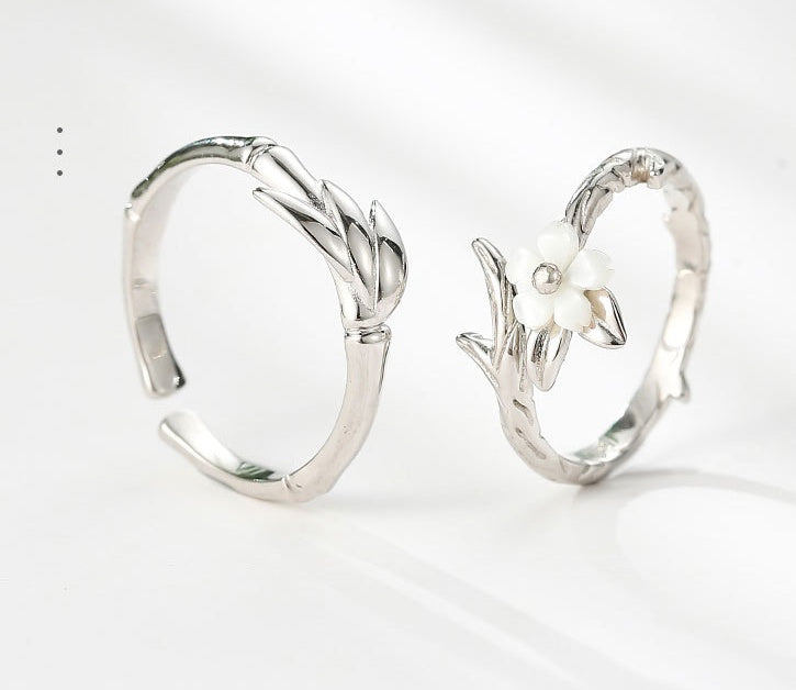 Anillos de pareja de novios de la infancia