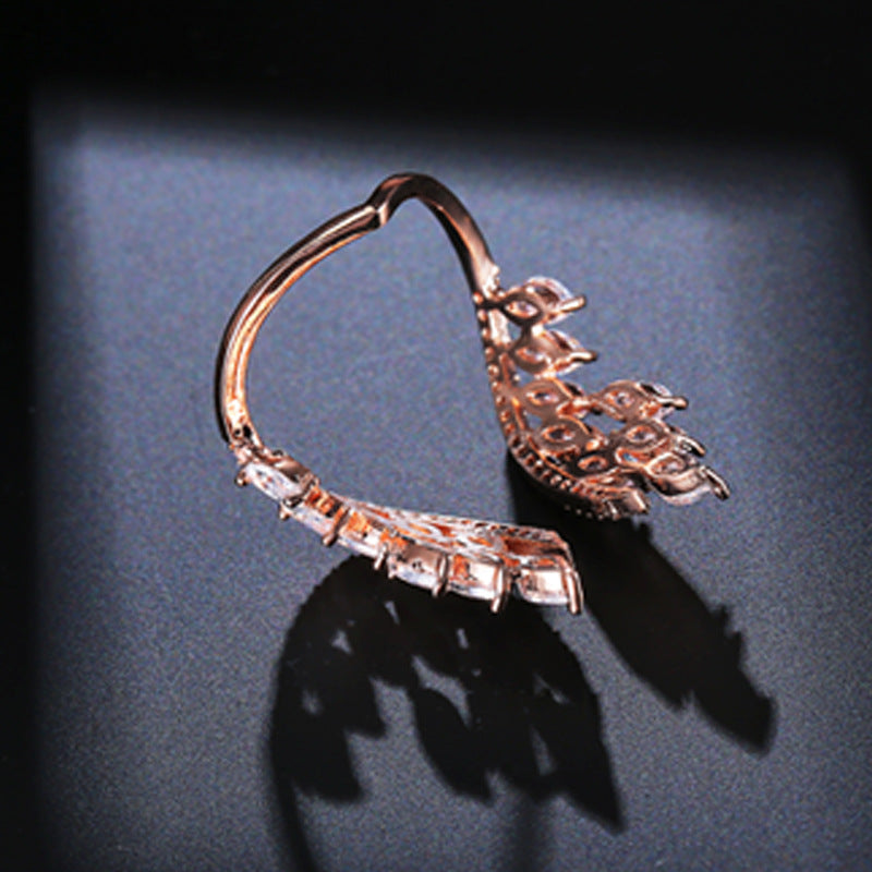 Kreativer offener Ring mit Engelsflügeln, exquisite Damen-Strass-Ringe, personalisierter Schmuck