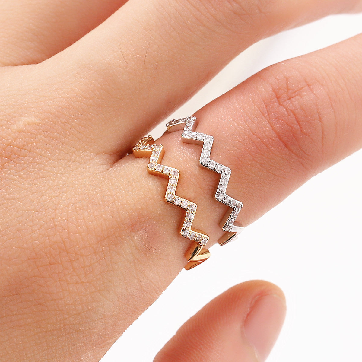 Mikro-Inlay Zirkon Temperament Vollbesetzter Diamantring