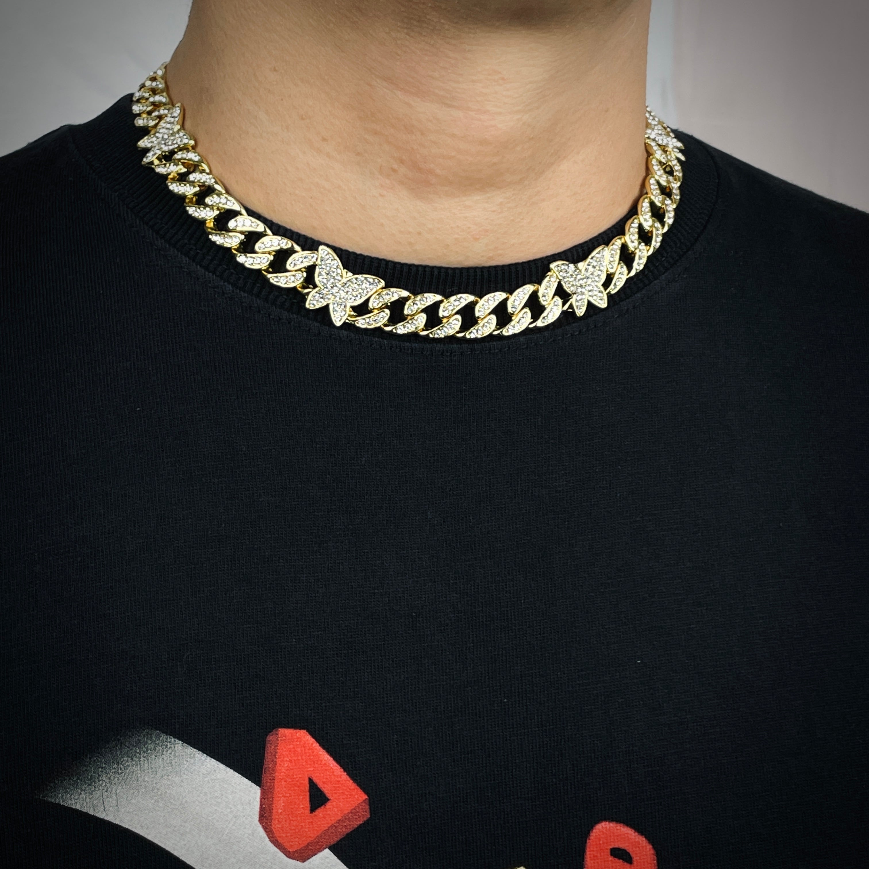 Collar de cadena de clavícula cubana con mariposa  Moda