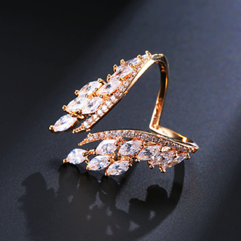 Kreativer offener Ring mit Engelsflügeln, exquisite Damen-Strass-Ringe, personalisierter Schmuck