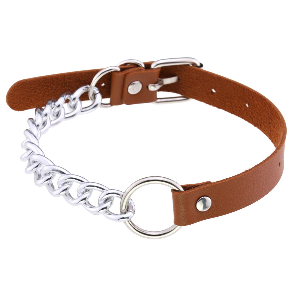 Collar gargantilla de cuero con aro y anilla en O