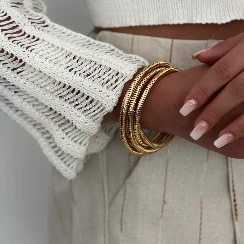 Pulsera de aleación sencilla multicapa exagerada