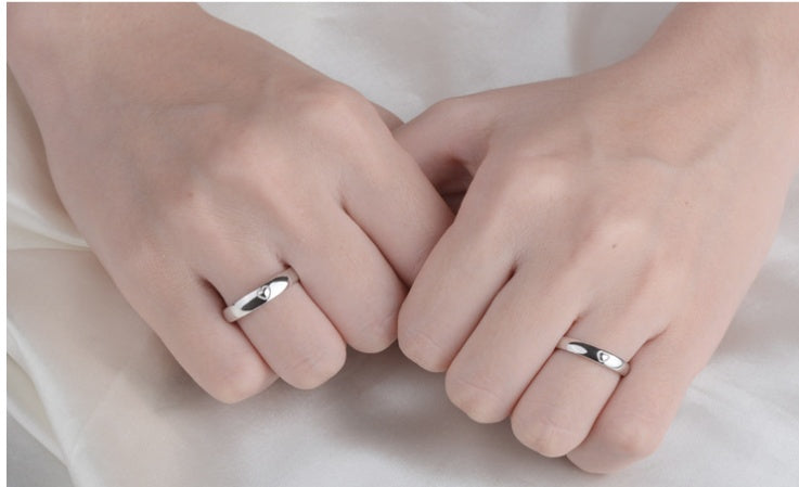 Schlichte und modische Ringe für Damen und Herren