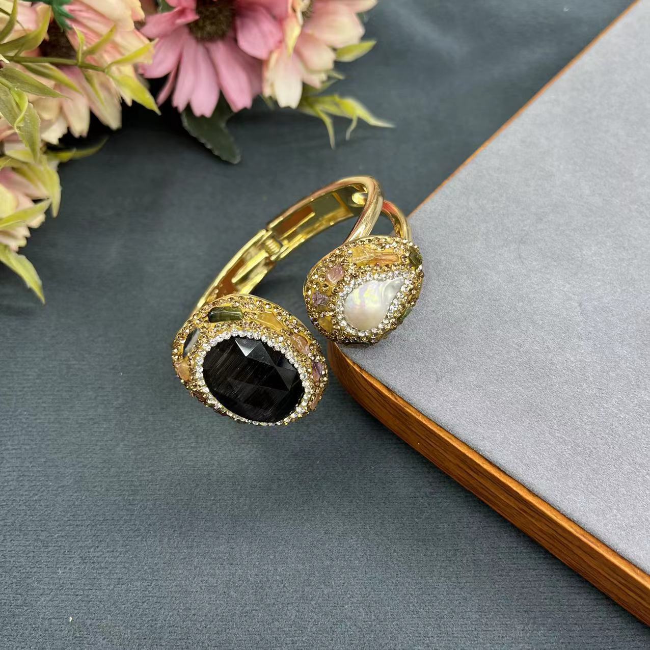 Fashion And Fully-jewelled Design Color-preserving Electroplated Natural Stone Bracelet