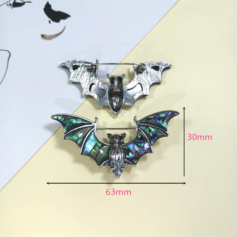 Hochwertige Cartoon-Fledermaus-Brosche mit Muschelmotiv