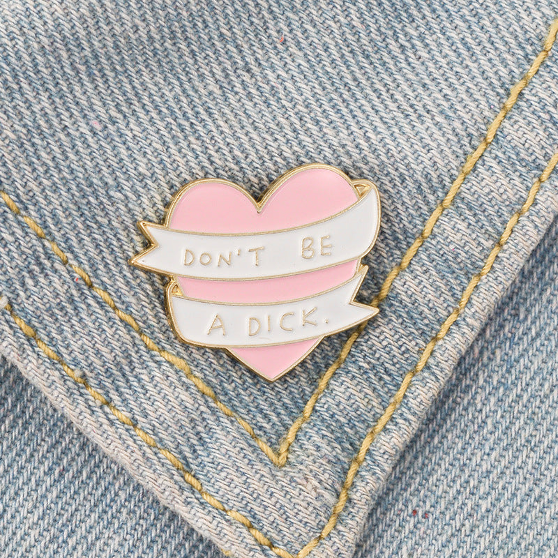 Broche de aleación con forma de corazón creativo y personalidad