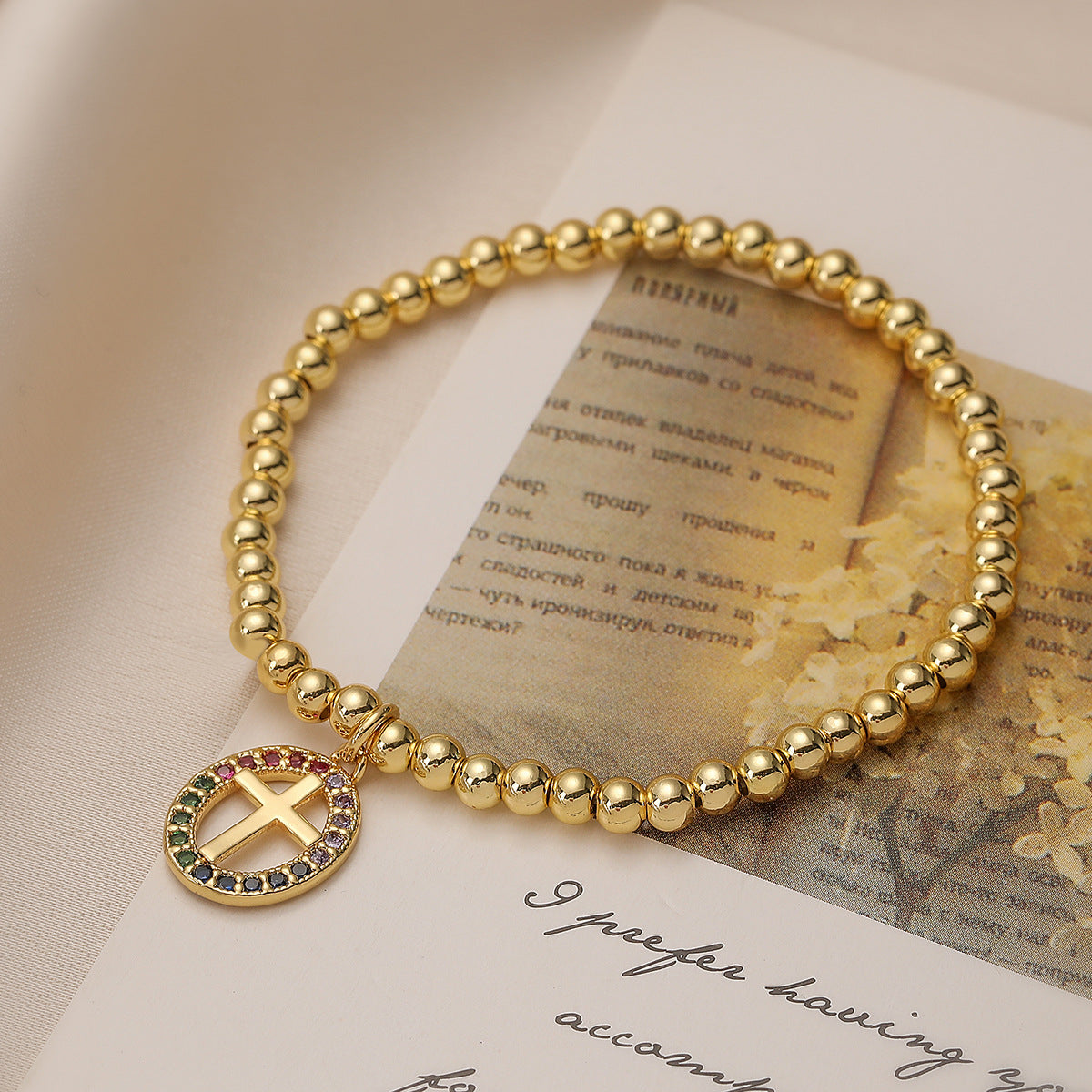 Pulsera con colgante de cruz de María, circonitas incrustadas, personalidad de nicho europeo y americano australiano