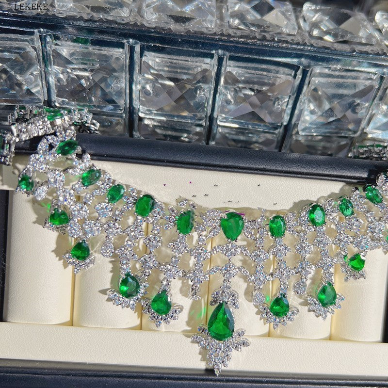 Grüne Wassertropfen Zirkon Halskette Ohrringe Ring Armband Vierteiliges Set