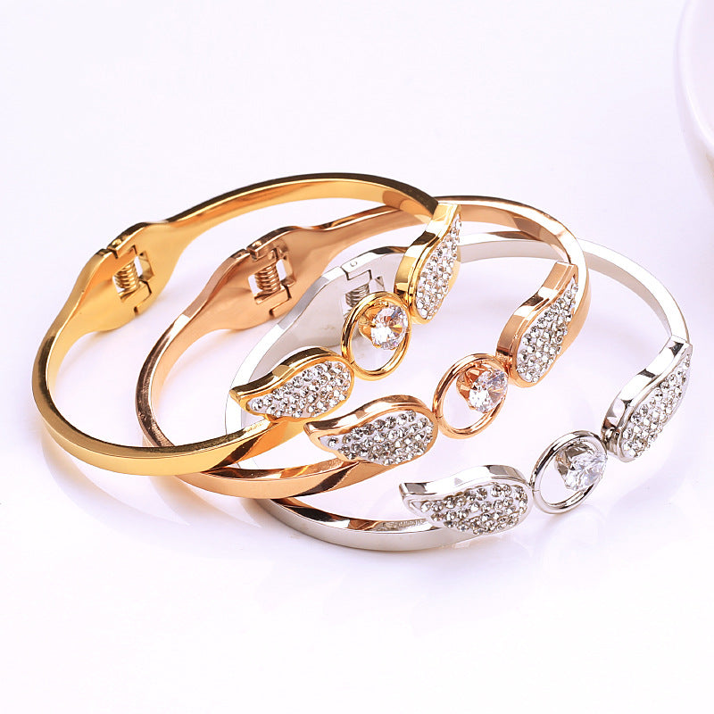 Pulsera de Acero Titanio Hueca Ángel Zircón Apertura de Resorte